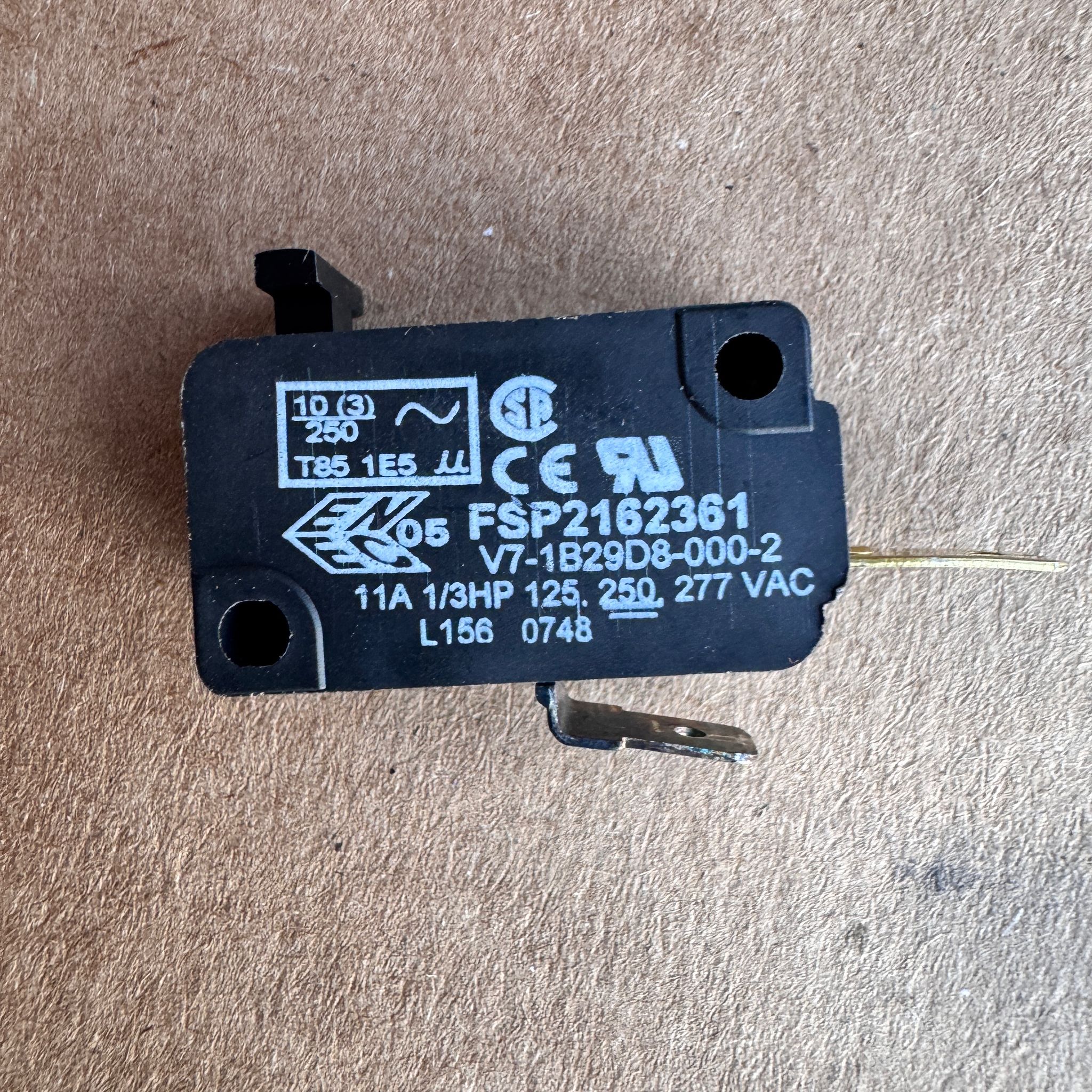 KitchenAid Refrigerator Dispenser Switch (replaces 2162361) WP2162361 KitchenAid Refrigerator Dispenser Switch (replaces 2162361) WP2162361